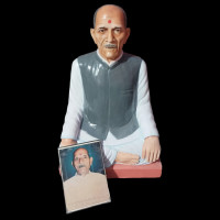 Statue of Father or Grand Father 